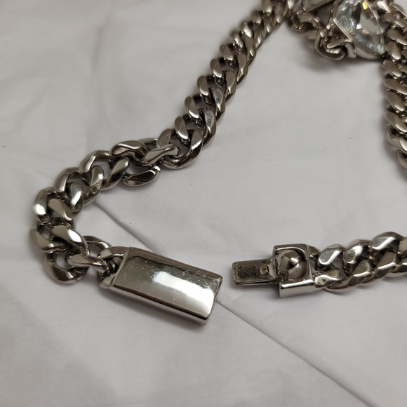 Givenchy Silver tone Necklace with Interlocking Design - Picture 8 of 11